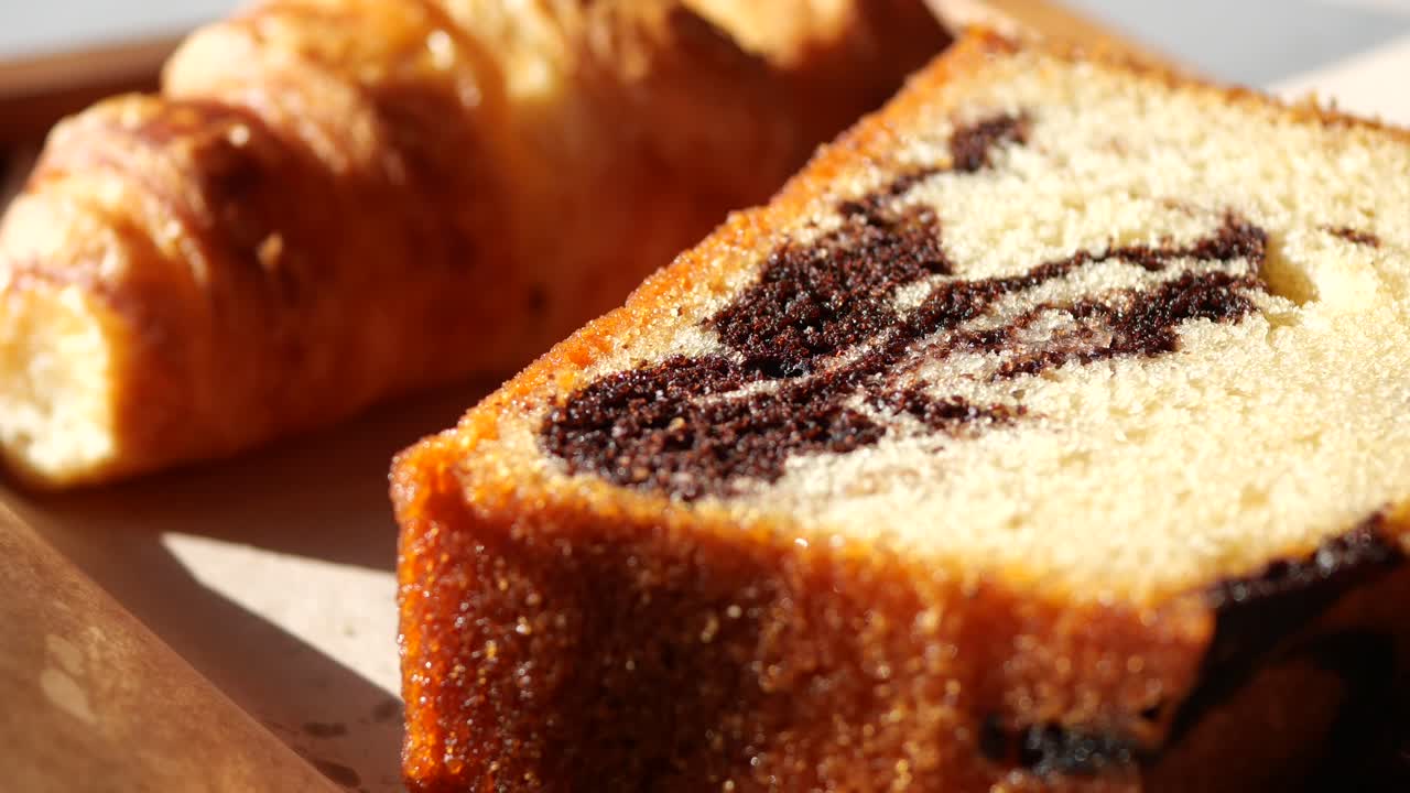 마블 케이크와 크로아산 조각