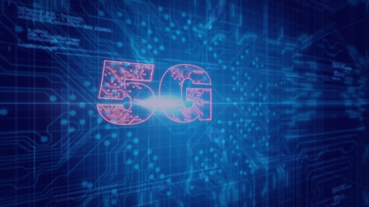 animazione del testo 5g e dell'elaborazione dei dati digitali su scheda a circuiti