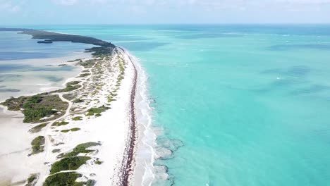 isla blanca o isla blanca, península cerca de cancún en méxico