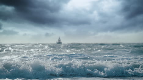 Close-up-of-waves-reaching-the-beach