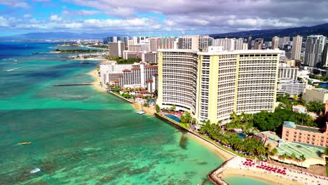 waikiki, oahu, hola desde la perspectiva de un avión no tripulado
