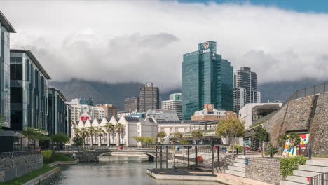 Embarking-on-a-Time-Lapse-Adventure-to-Discover-the-Coastal-Beauty-of-Cape-Town's-Battery-Park