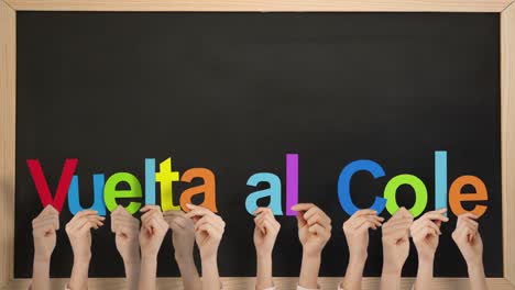 mani alzate volta al cole