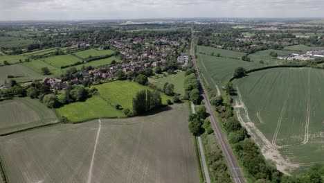 Luftaufnahme-Des-Hauptbahnhofs-Der-Westküste-Von-Hampton-in-Arden,-West-Midlands,-Großbritannien