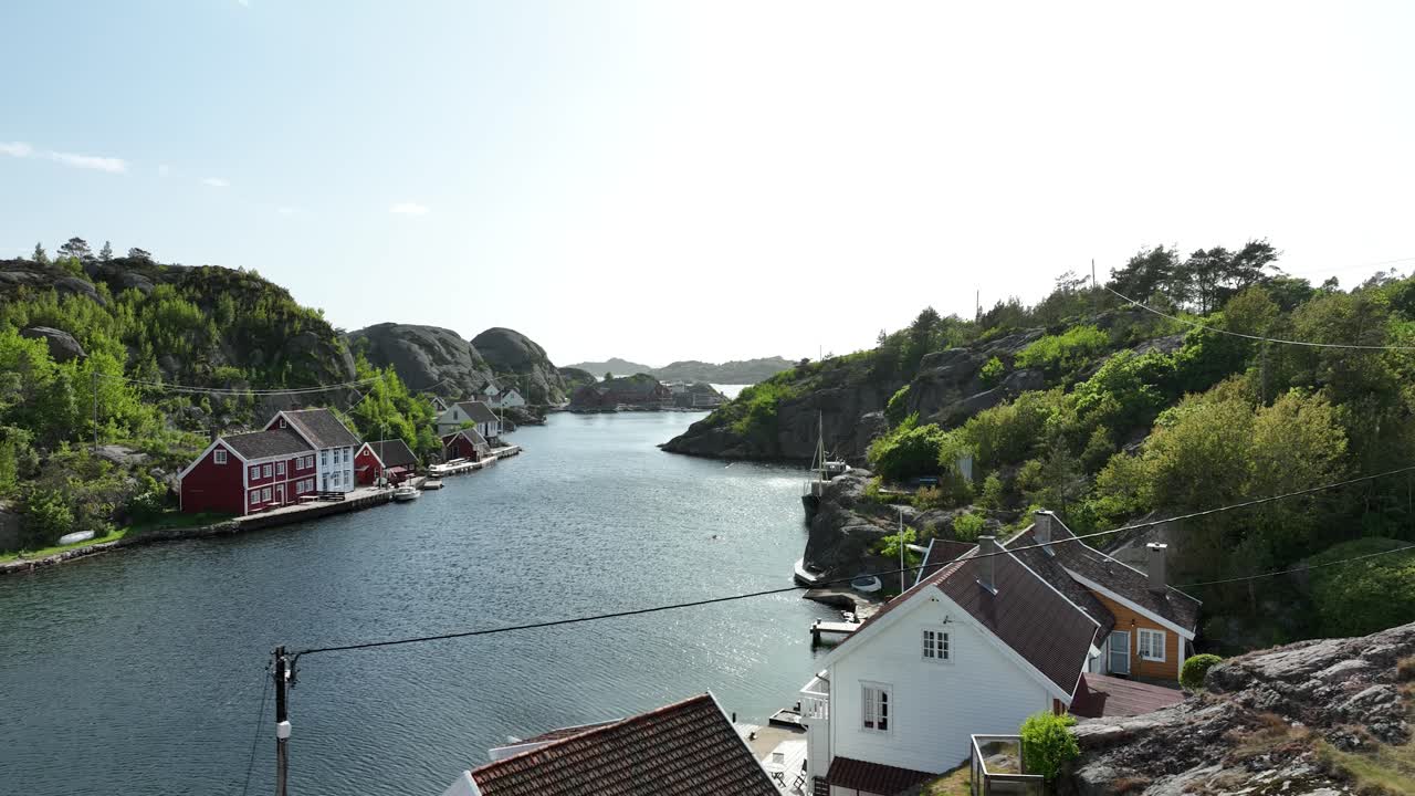 Ny-Hellesund seen from above, surrounded by open sea and skerries.