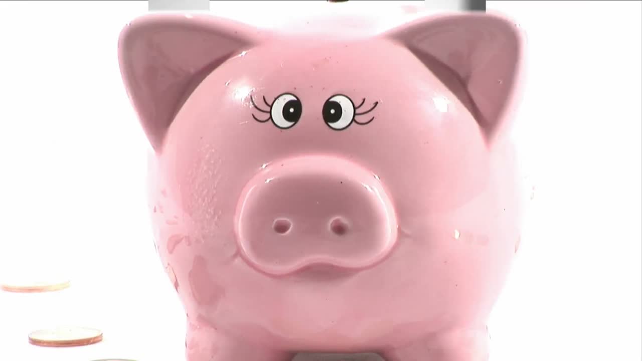 돼지 은행 위에 있는 화살표 아이콘의 애니메이션