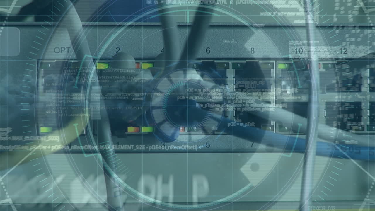 animazione dei numeri che cambiano e elaborazione dei dati tramite cavi in un server computerizzato