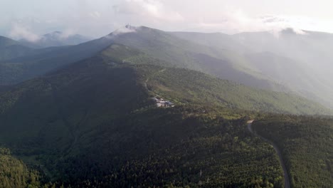 Antena-Sobre-Black-Mountain-Nc,-Carolina-Del-Norte