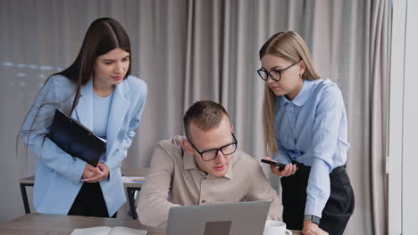 reunión del equipo de negocios