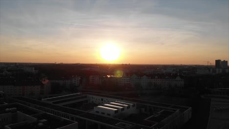 Alemania,-Munich,-Tarde,-Desde-Arriba-Con-Un-Dji-Mavic-Air-A-4k-30fps