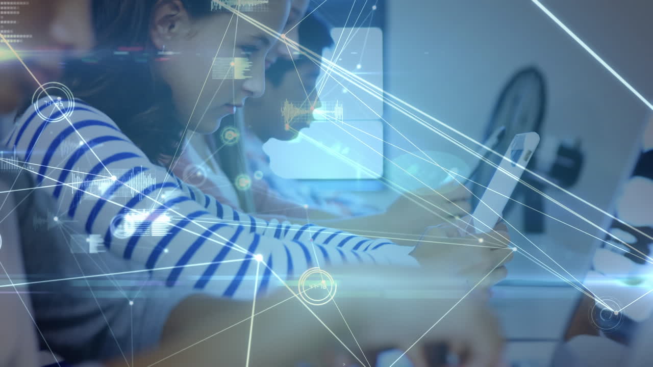 animación de redes de conexiones entre diversos escolares en el aula