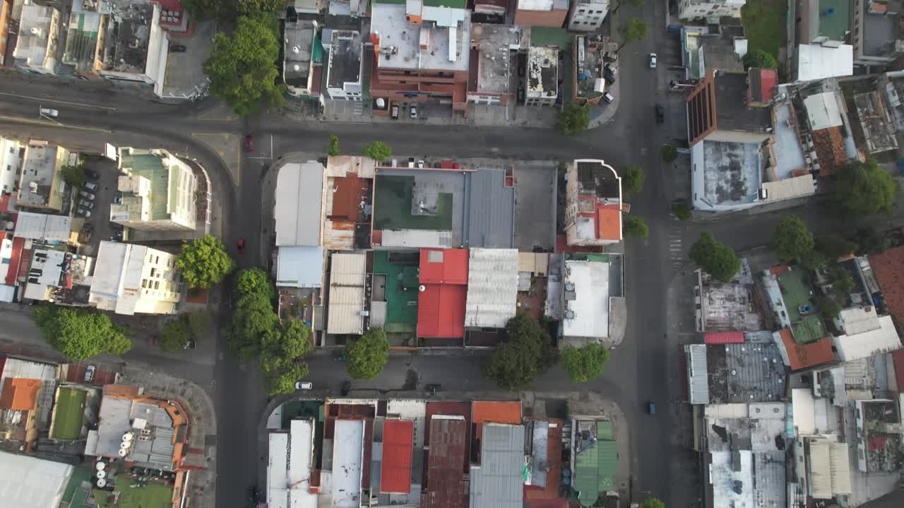 Los chaguaramos neighborhood with tilt-up towards urban university area, aerial view