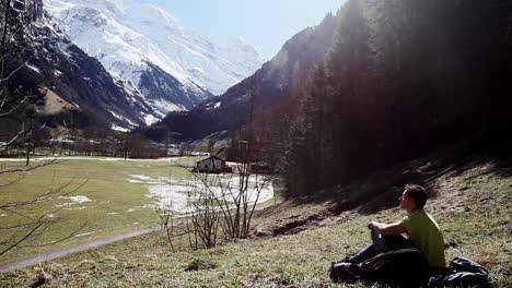 Schluck-Wasser-Aus-Trek-Erschöpfung-Schweiz-Lauterbrunnen-Alpen