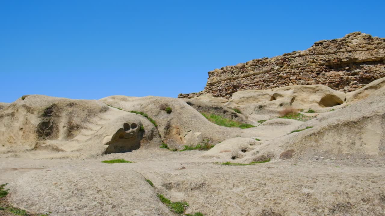 바위 위에 있는 도시, 조지아, 선택적인 초점, 자연.