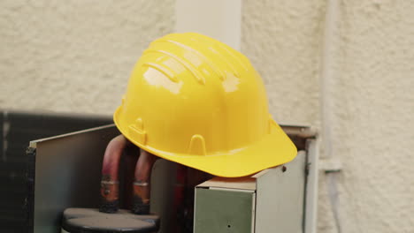 protection helmet on air conditioner