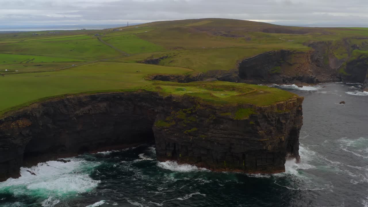 los acantilados de moher en irlanda