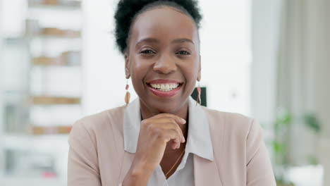 Happy,-face-and-business-woman-in-her-office