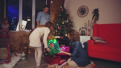 familia celebrando la navidad