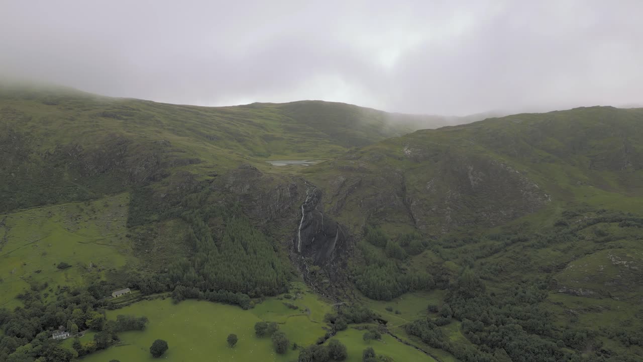 에메랄드 아일랜드 4k 영화 드론 영상 - 글레닌차킨 공원 - 케리 카운티