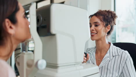 eye exam at the optometrist's office