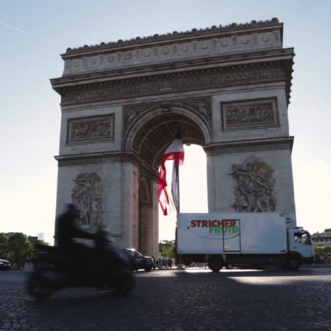 Triumphbogen-Des-Sterns-In-Paris,-Sommer-2018-1