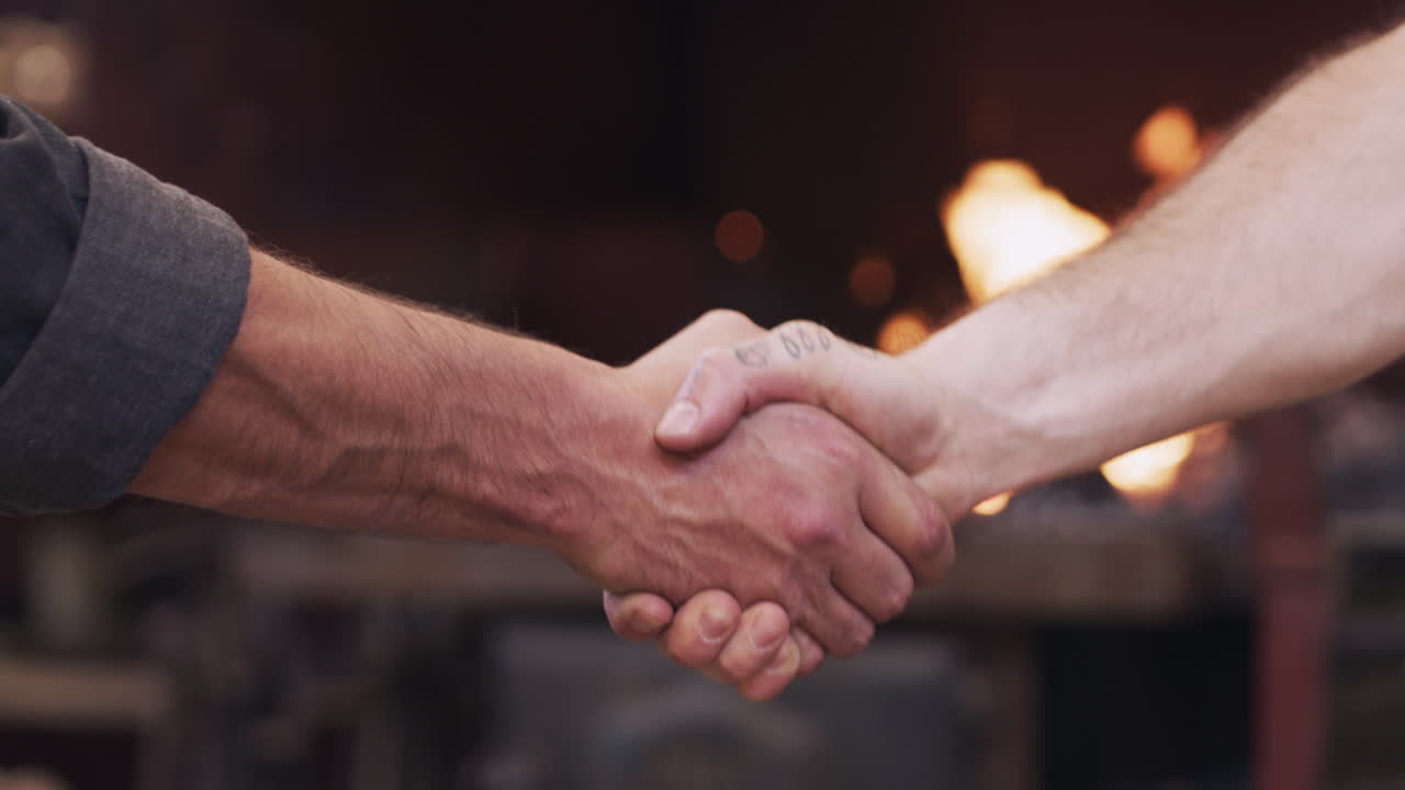 el soldador se encuentra con el soldador