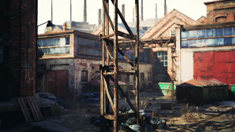 Zona-De-Fábrica-De-Industria-Abandonada-Y-Bajo-El-Cielo-Soleado