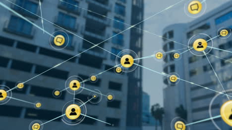 la ciudad es el hogar de muchos edificios de oficinas modernos que están equipados con la última tecnología.
