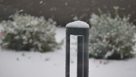 Detail-shot-of-seamless-fresh-snow