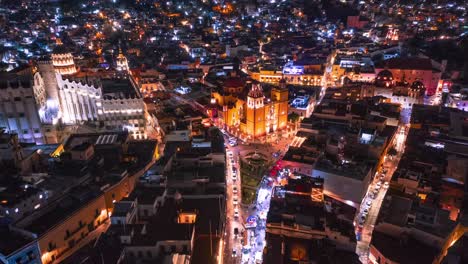 Hiperlapso-Aereo-Del-Centro-Historico-De-La-Ciudad-De-Guanajuato,-Pueblo-Magico