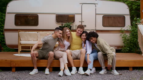 friends enjoying a summer vacation