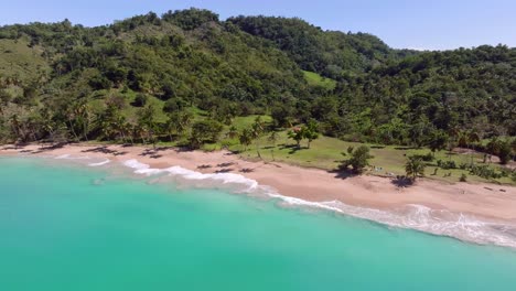 Playa-Colorada-deserted-beach,-Las-Galeras-in-Dominican-Republic