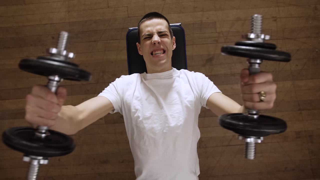 플라이 덤벨 벤치 프레스 - 평면도