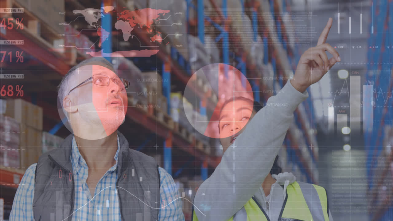 창고에서 일하는 사람들에 대한 데이터 처리의 애니메이션