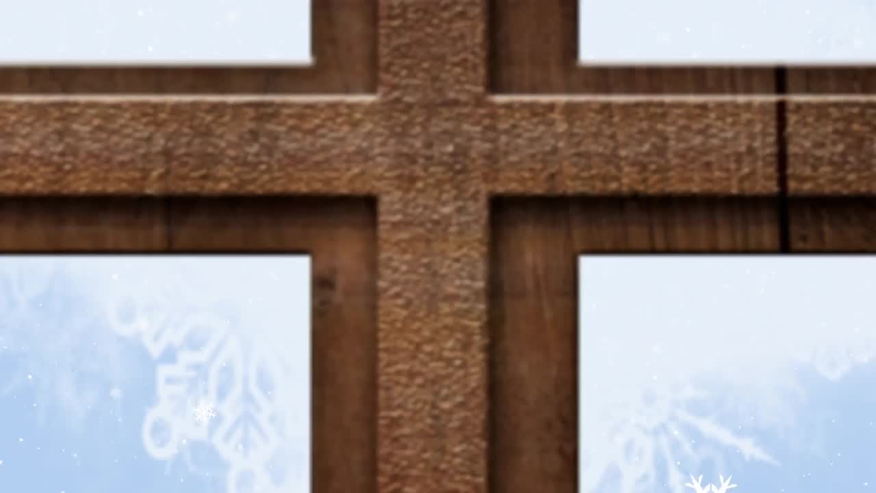 얼어붙은 유리로 창 위에 눈이 내리는 애니메이션