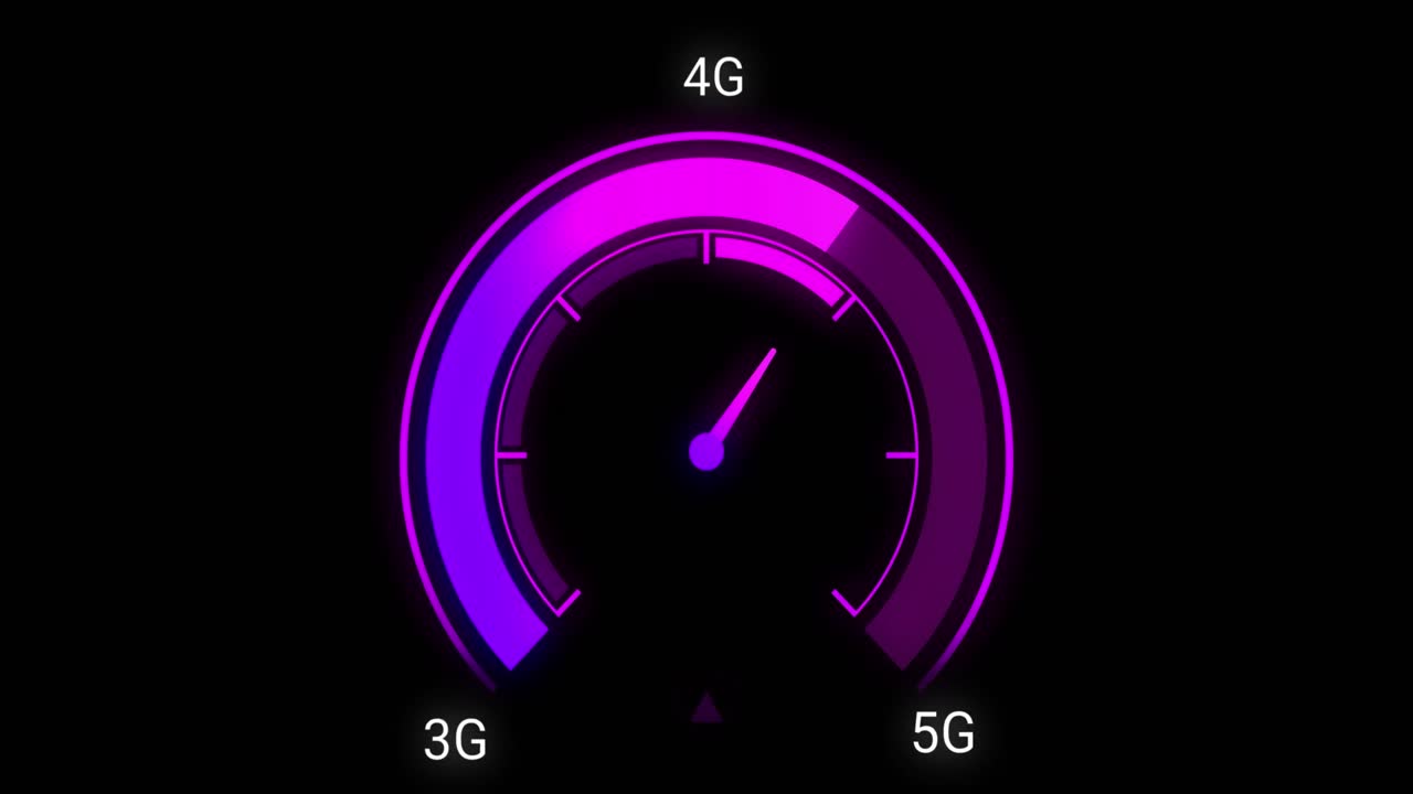 анимация фиолетового спидометра на черном фоне