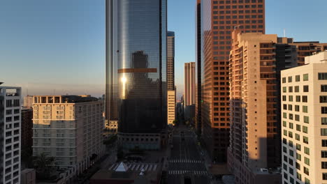 Downtown-Los-Angeles-on-a-Fall-morning