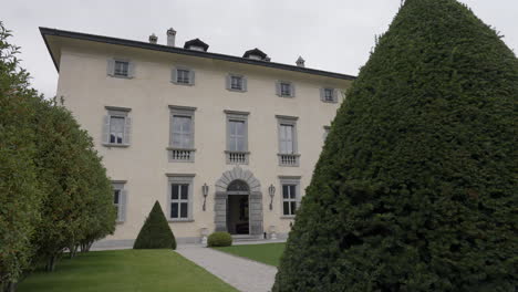 elegant italian villa exterior