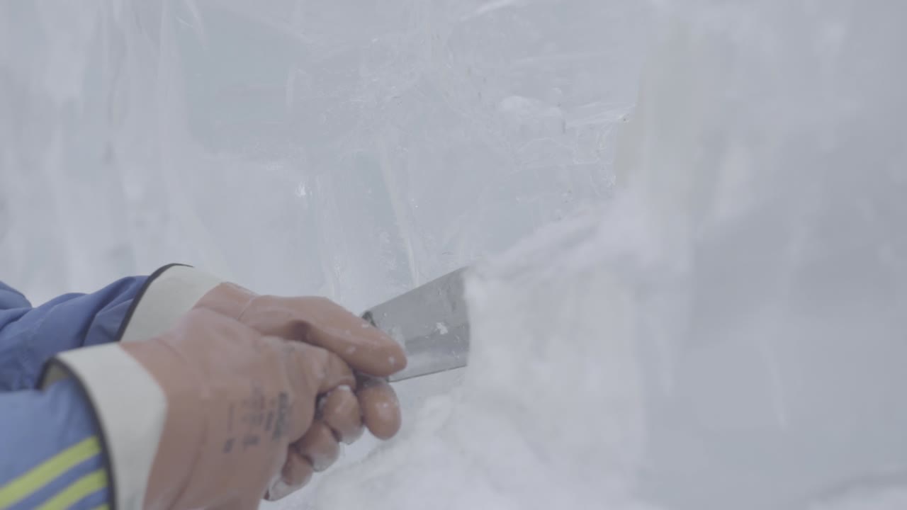 proceso de escultura en hielo