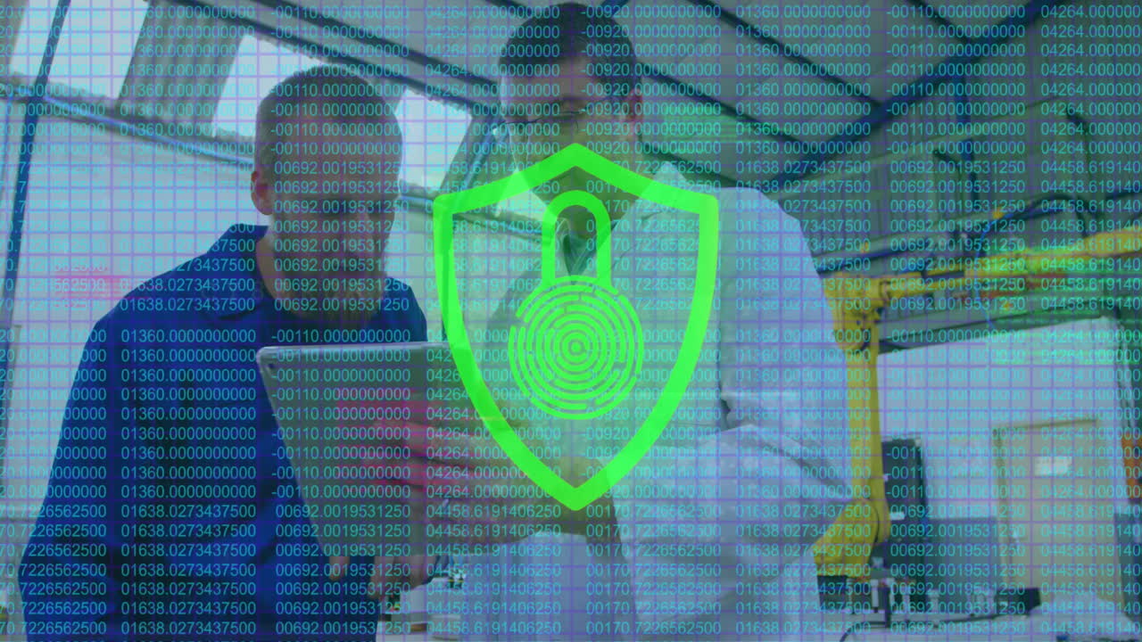 animación del icono del candado de seguridad sobre dos diversos discutiendo sobre la tableta digital y estrechándose la mano