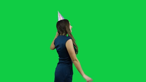 Happy-birthday-girl-dancing-in-front-of-the-green-screen