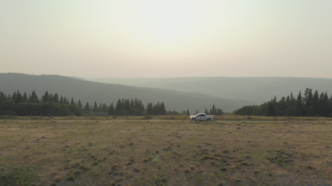 트럭 운전 산악 도로