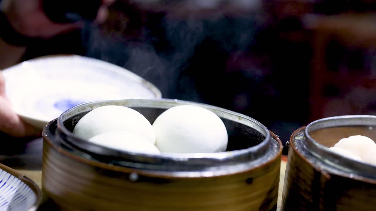 전통적 인 대나무 증기 에서 을 증기