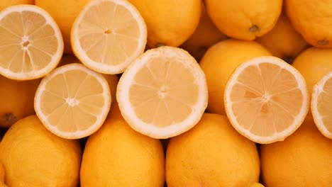 primer plano de limones frescos