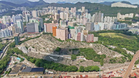 tsuen wan chinese permanent cemetery in hong kong