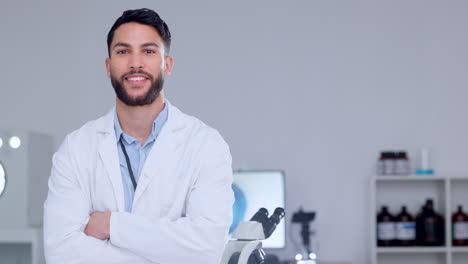 Portrait-of-a-scientist-smiling