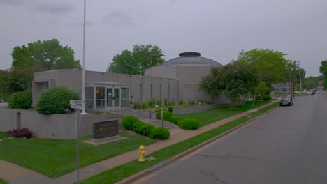 drone crane shot on a rainy day of the liberty jail a mormon visitor center in liberty missouri