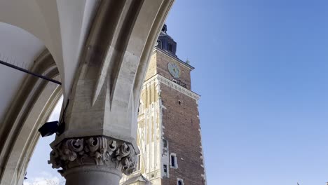 Krakauer-Altstädter-Rathausturm-Auf-Dem-Hauptplatz-Von-Krakau