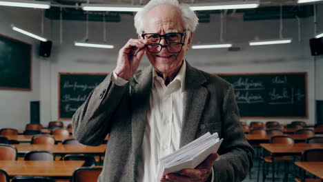 profesor en un aula