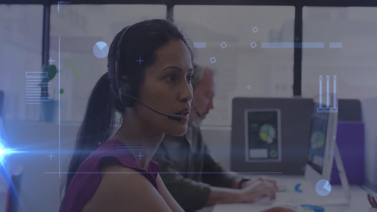 animación del procesamiento de datos sobre diversas personas de negocios